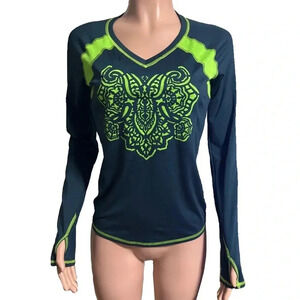 ATHLETA Women’s V-Neck Mosaic Cutout Long Sleeve Shirt